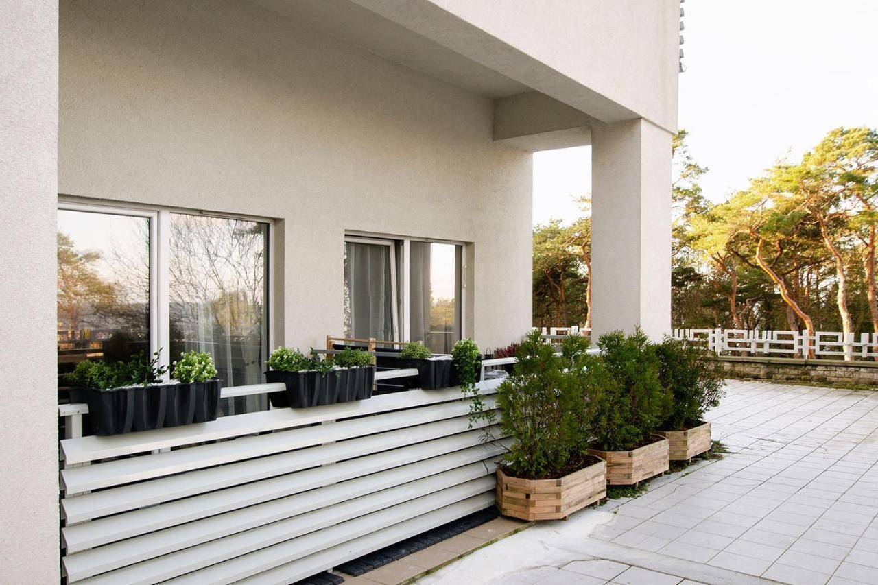 Strandidylle Apartment Mit Meerblick Und Kamin ミエンジズドロイェ エクステリア 写真
