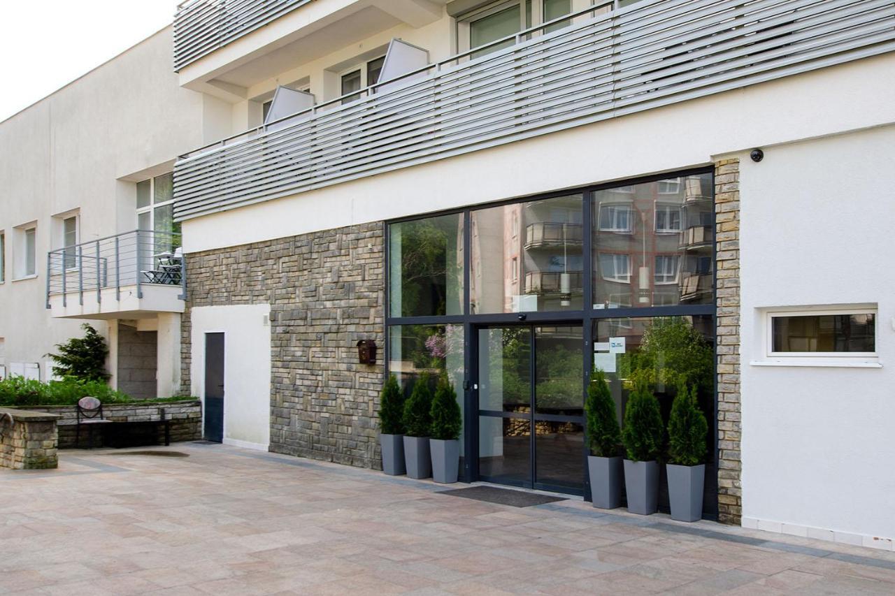 Strandidylle Apartment Mit Meerblick Und Kamin ミエンジズドロイェ エクステリア 写真